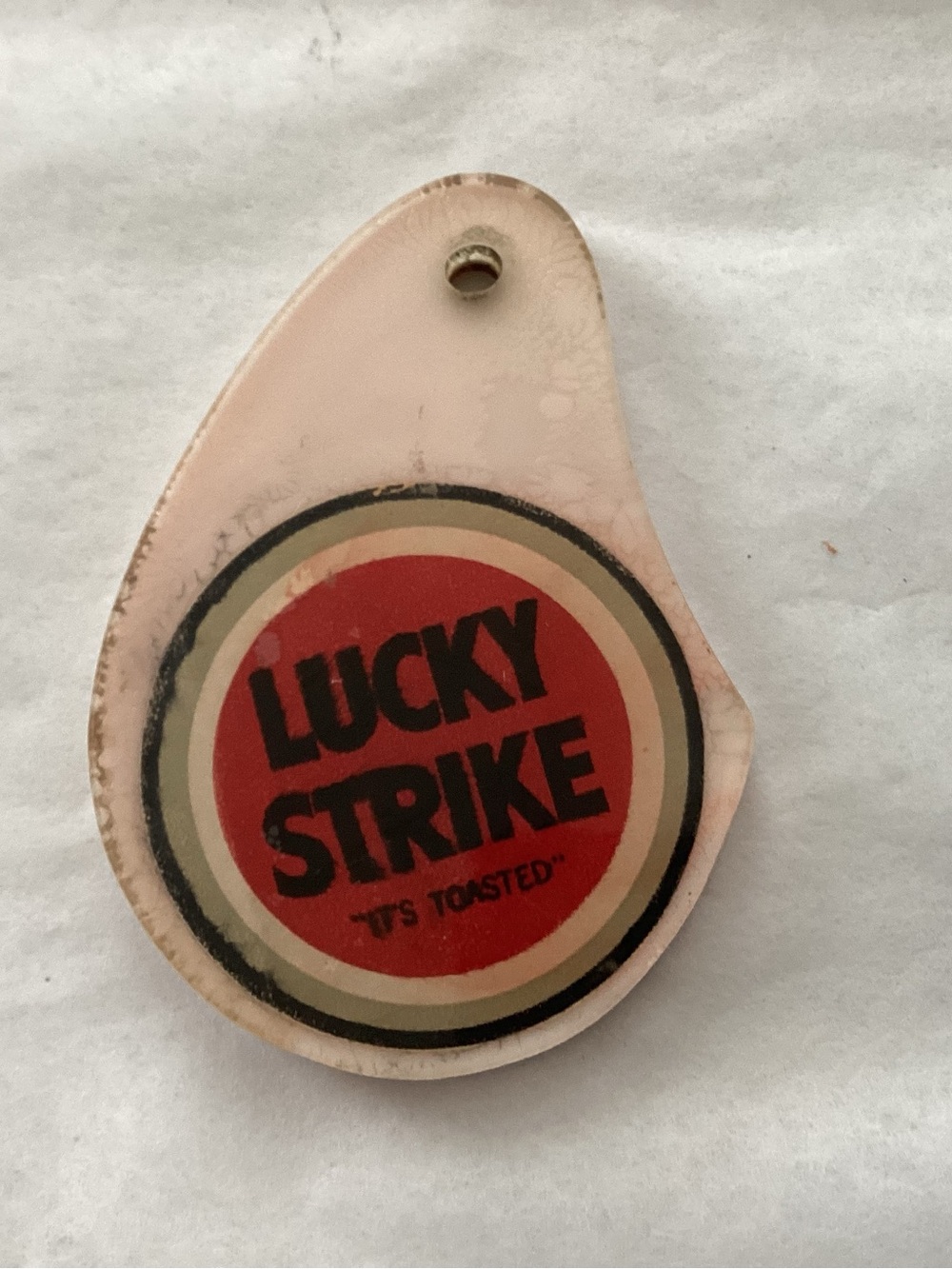 Vtg. Plastic key ring chain slider “Lucky Strike” Cigarette Advertising.
